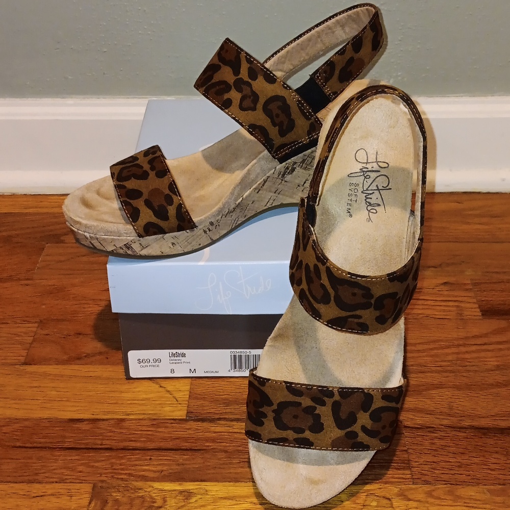 Life Stride leopard print wedges